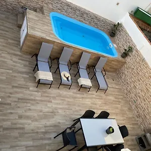 https://casa-jara-25.es-andalucia.com